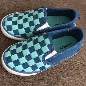 Toddler boy checkered slip on sneaker, new